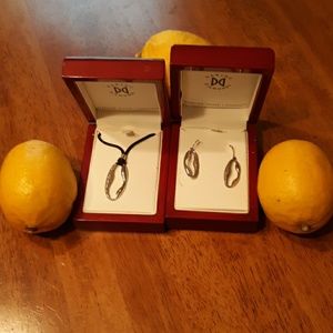 Necklace and earrings.🇱🇷